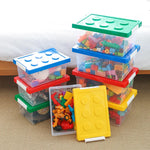 boîtes rangement transparentes couleurs poignées plaques construction moderne organisation jouets articles divers empilage support