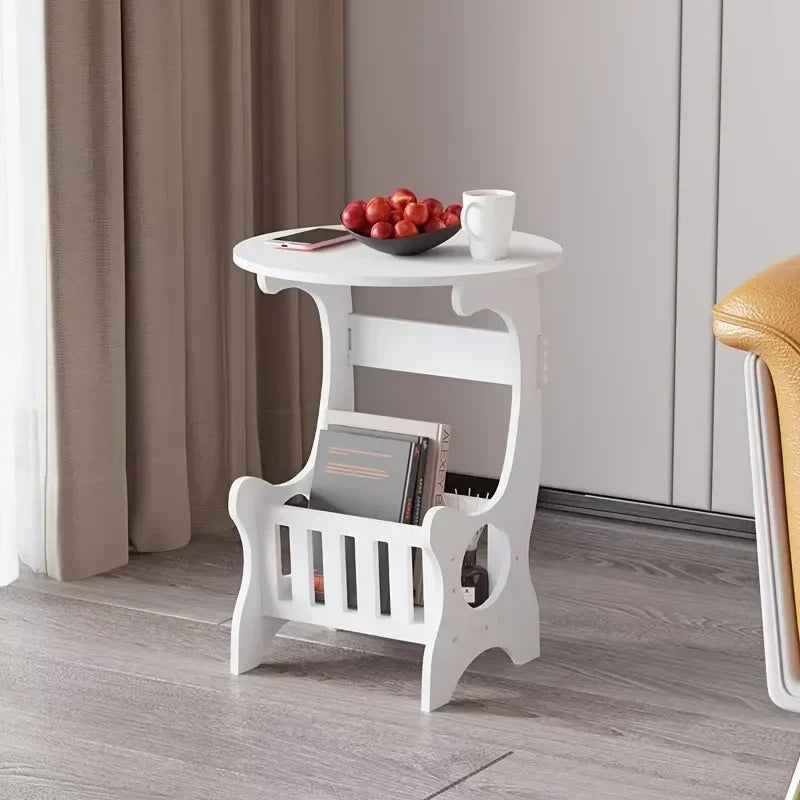 table d'appoint blanche texture bois classique rangement horloge vase fleurs artificielles fruit tissu lit