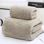 serviettes rayées bambou séchage rapide douces absorbantes gris clair moderne ensemble bain pliées