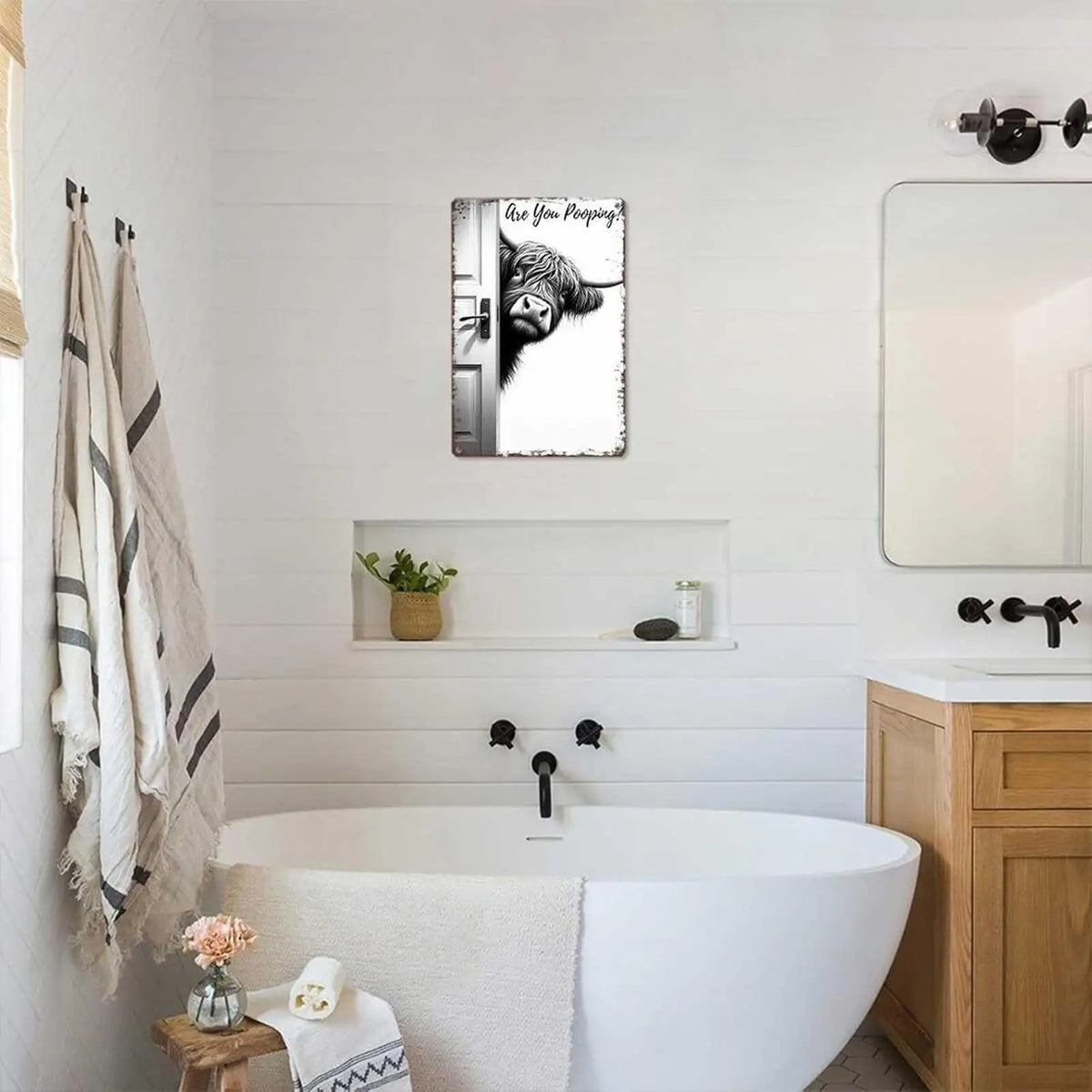 panneau decoratif metal vache highland rustique humoristique fond gris entrouverture toilettess