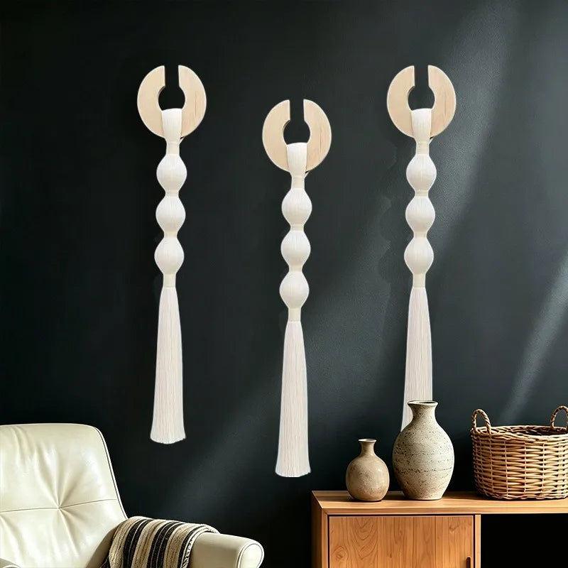 décoration murale moderne tissage main pompons spirales tassels beige marron minimaliste adhésif 70cm
