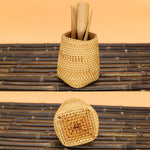 panier tressé rotin marron clair organisation cuisine rustique multifonctionnel almacenamiento