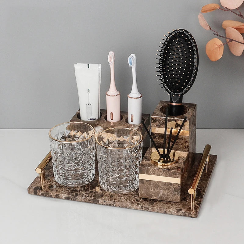 ensemble salle bain marbre moderne marron doré distributeur savon tasse brosse dents adhésif
