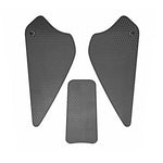 protège pieds moto antidérapant texture hexagonale moderne eyelets noirs sécurité scooter motorcycle protection