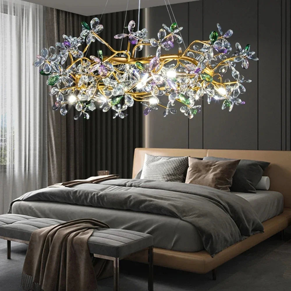 suspension lumineuse cristal branches dorées fleurs colorées moderne luxe salon salle manger cuisine