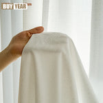 rideau blanc semi transparent moderne motif géométrique fin fenêtre salon maison