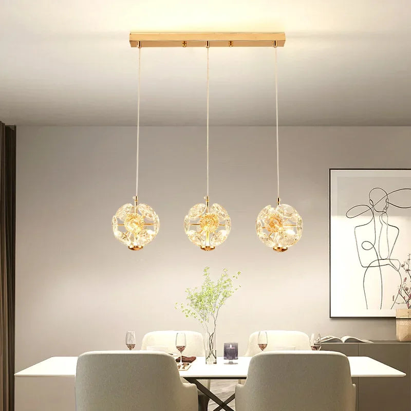 Vue rapprochée du design épuré de la lampe suspendue