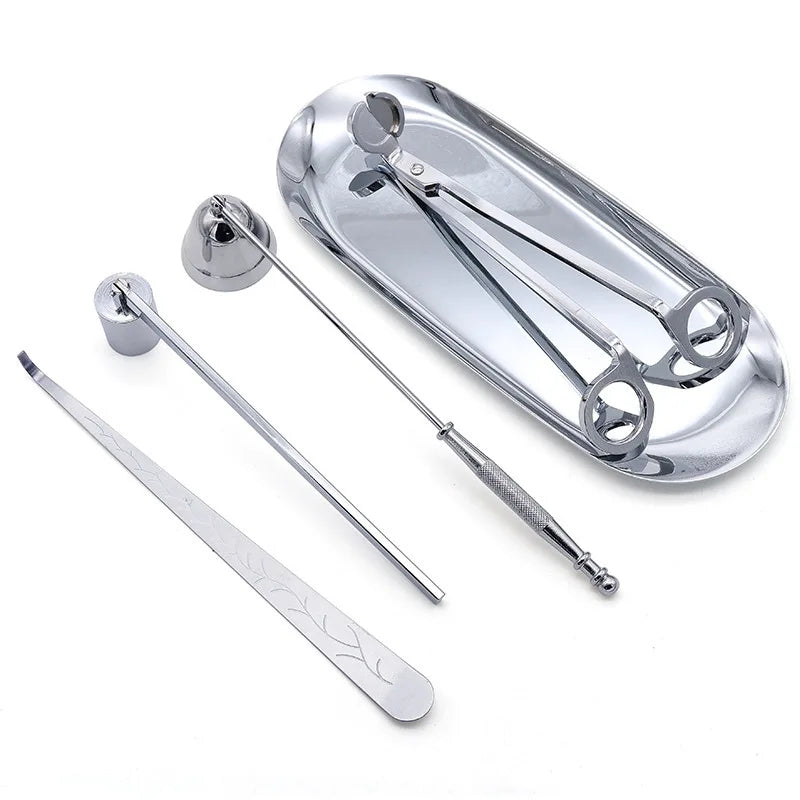 outils bougies couteau cloche extinction plateau moderne noir doré argenté lisses opaques