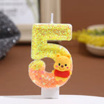 bougies anniversaire chiffre winnie ourson sequins dorés jaune orange blanc