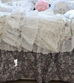 Taies d'oreiller dentelle assorties à la housse