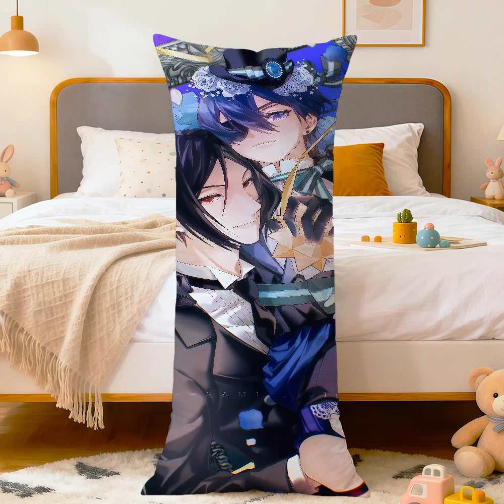 coussin allongé anime violet bleu blanc fleurs stylisées personnages 100 polyester double face imprimé