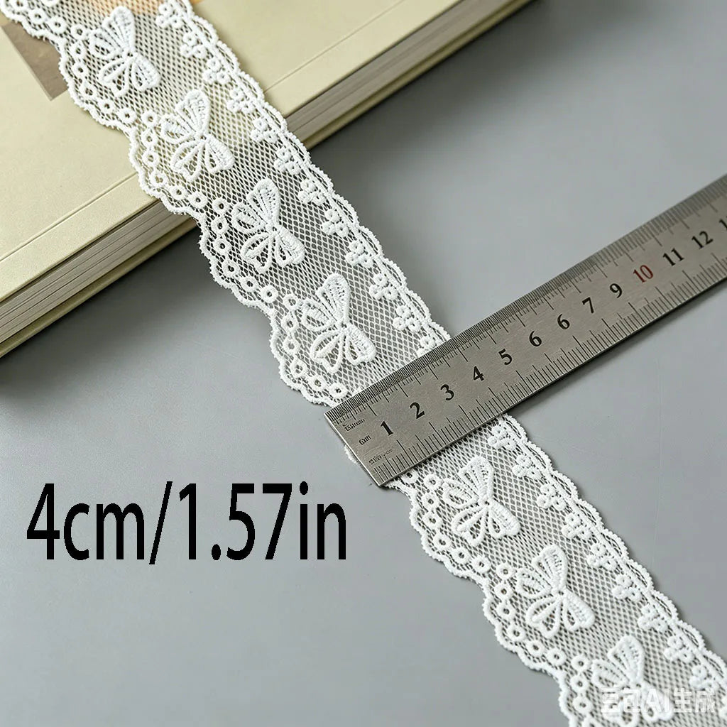 rubans dentelle motifs floraux papillons transparents 4cm largeur romantique vintage blanc noir beigeclair