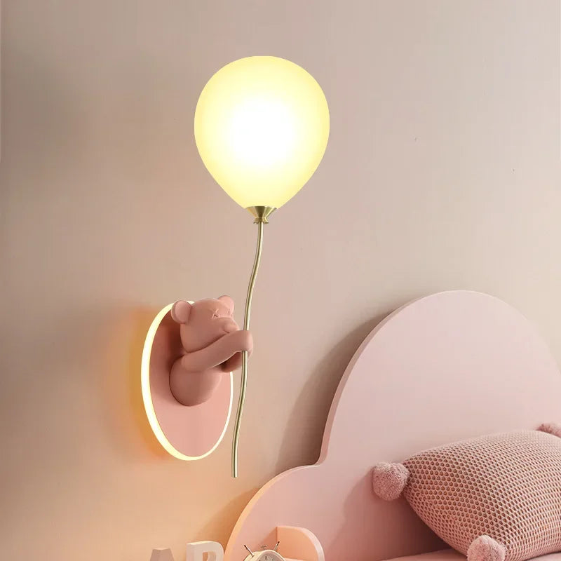 lampe murale moderne ours motif texture mat blanc doré chambre enfant okolets