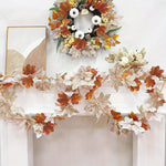 guirlande feuilles érable automne decoration murale crochets feuilles marron grises table cheminée festive
