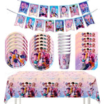 kit décoration anniversaire fille personnages dessin animé assiettes gobelets serviettes nappe guirlande rose violet