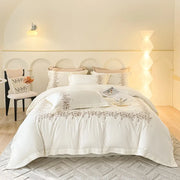 Parure de lit blanche brodée de fleurs 100% coton 4 pièces pour chambre élégante