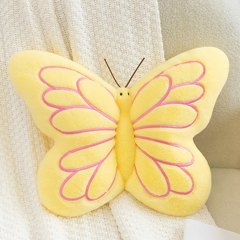 coussin papillon rose jaune bleu violet motif veines détaillées tissu éponge doux velouté mignon
