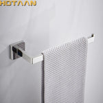 porte serviettes mural chrome serviette texturée moderne fixations murales inoxydables salle bains