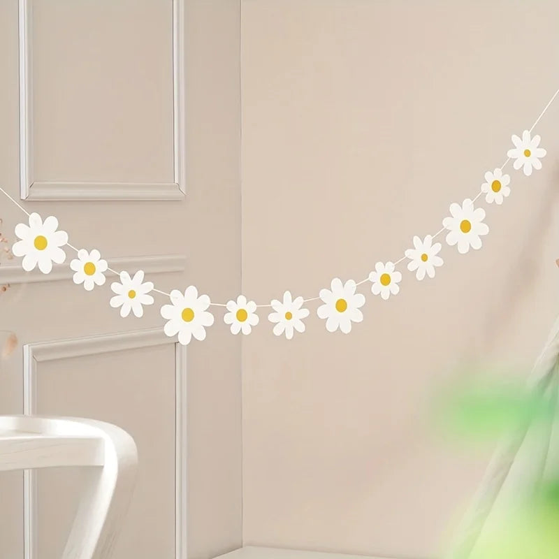 guirlande décorative fleurs marguerite blanc jaune décoration mariage fiançailles champêtre minimaliste fixations suspensions