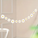 guirlande décorative fleurs marguerite blanc jaune décoration mariage fiançailles champêtre minimaliste fixations suspensions