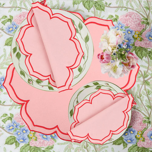 serviettes table coton rose vert motif fleurs bordure dentelée élégantes mariage