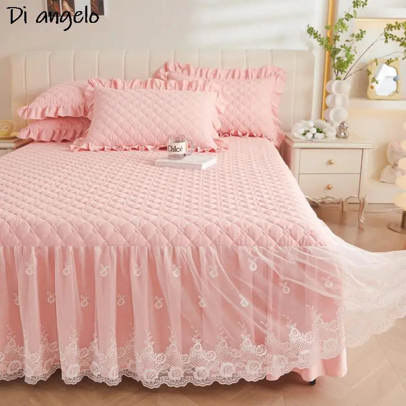 Jupe de lit rose brodée luxe avec dentelle