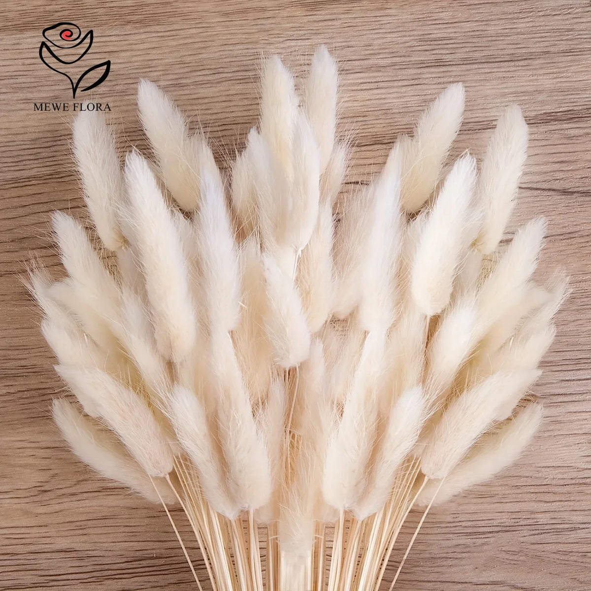 décoration maison plumes séchées blanches naturelles vase motif relief boîte papier brun corbeille osier