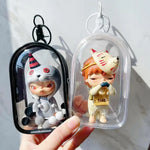 boîtes mystère transparentes accessoires poupées figurines clips personnages stylisés pop art transparentes enfants adolescents
