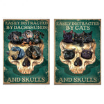 Des chiens Teckel et des chats de différentes couleurs sur un crâne, avec un texte indiquant qu'ils sont facilement distraits.