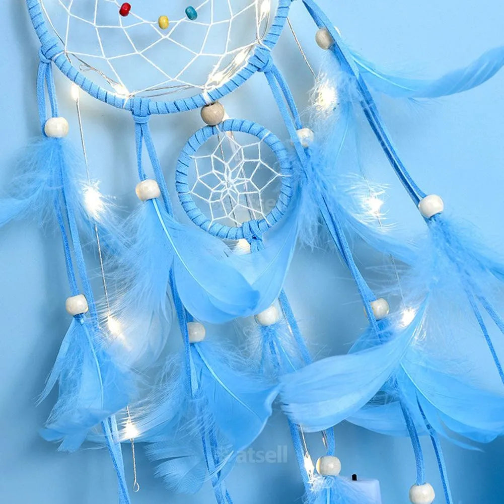 dreamcatcher bohème led plumes semi transparentes toile tissée colorées suspension