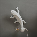 lampe posée lézard blanc texture moderne adhésif ampoule câble électrique chambre coucher lumière led