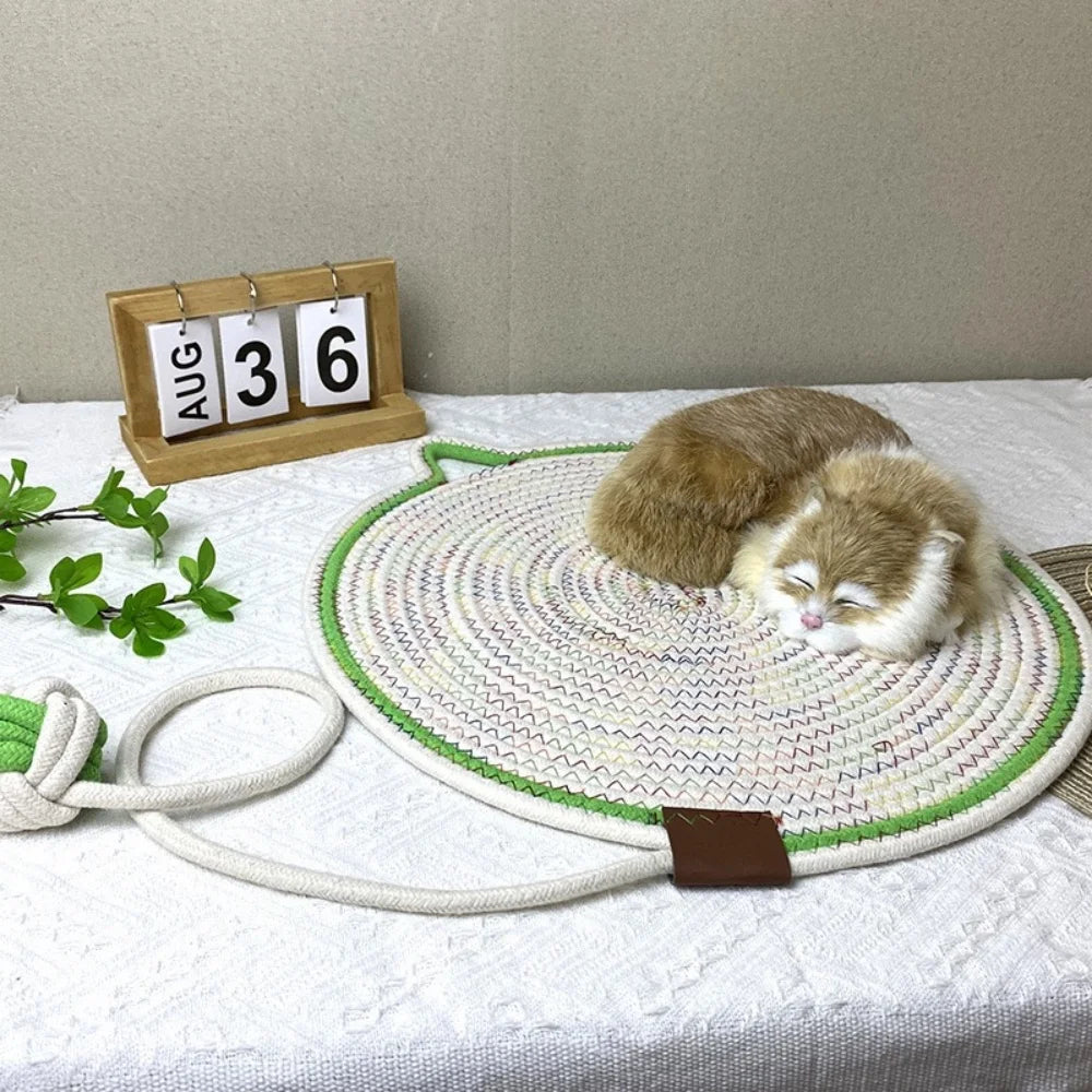 tapis grattage chats blanc vert clair motifs géométriques moderne durable lavable