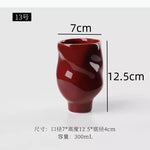 tasses modernes noir rouge texture ondulée brillante fonction table