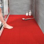 tapis douche rouge gris moderne anti dérapant triangle salle bain respectueux environnement