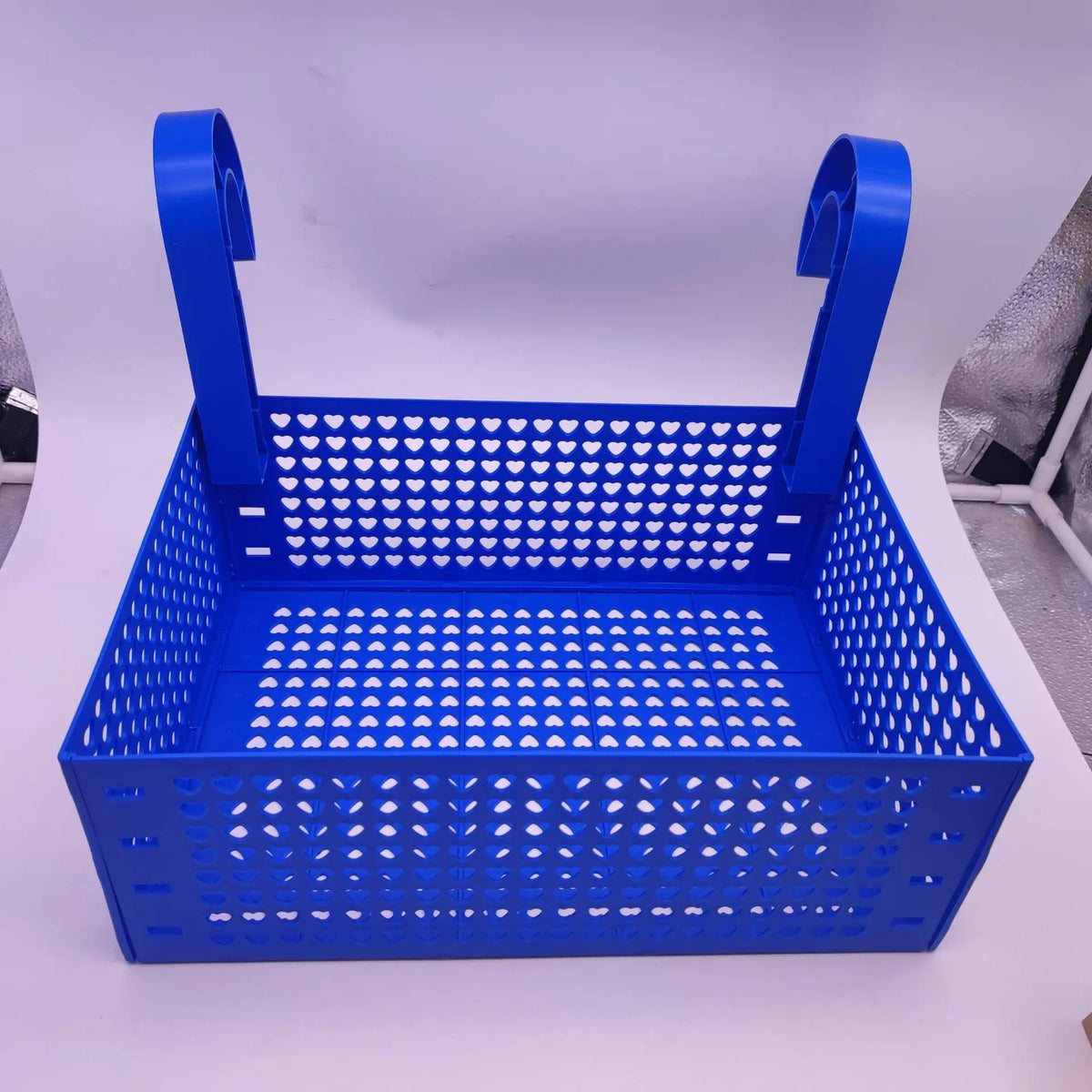 organisateur piscine bleu noir rose compartiments boissons clips fixation moderne rangement
