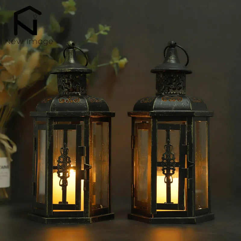 lanterne vintage fer noir motifs dorés bougie suspendue décoration maison mariage