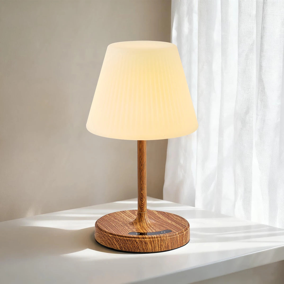 lampe table veilleuse led rechargeable blanc bois tissu plissé moderne minimaliste câble usb chargeur