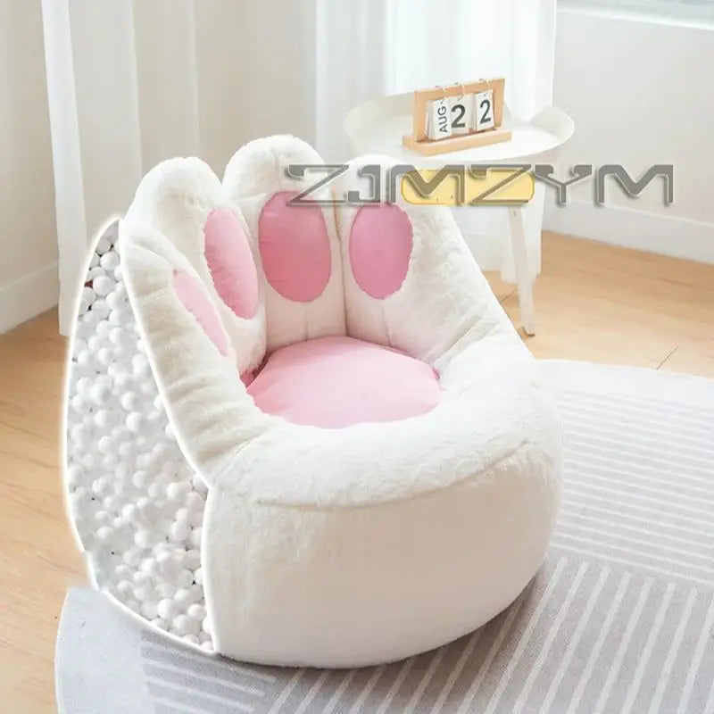 siège enfant fauteuil blanc rose poilu coussin patte coussinet ludique décontracté chambre enfants assis