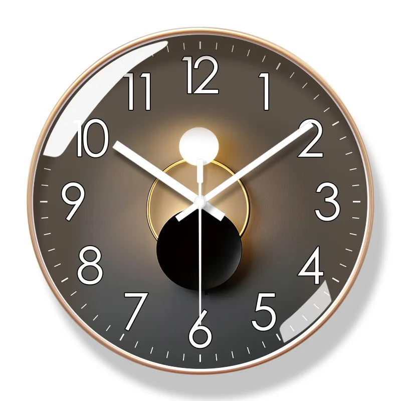 horloge murale moderne cadre doré motif planètes luxe silencieuse décoration salon intérieur gris