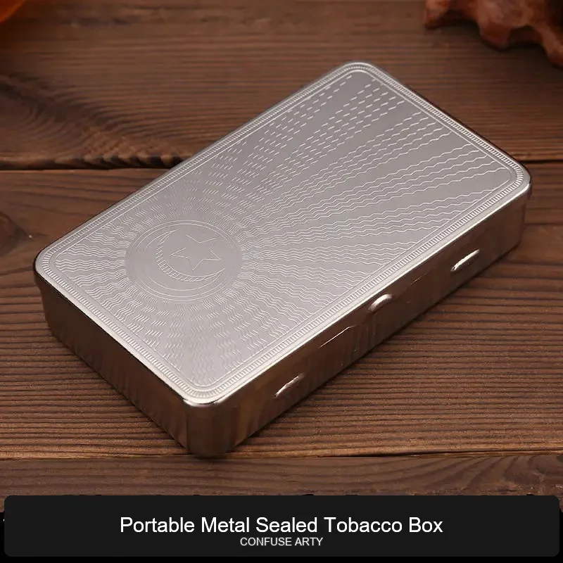 boîte tabac portable argentée gravure circulaire classique couteau compartiment tabac résistance humidité métal