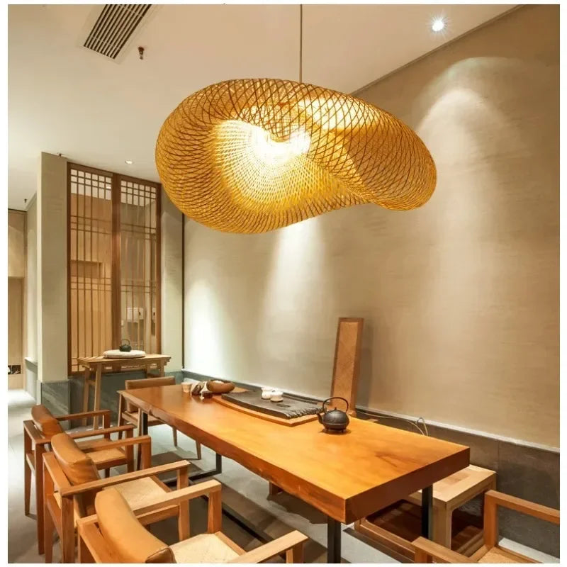 Suspension lumineuse tissée bambou naturel moderne salon chambre d'hôtel