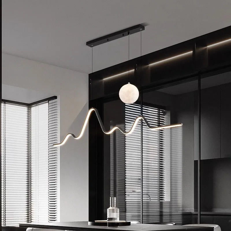 suspension lumineuse moderne ondulée globe lunaire noir blanc beige