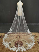 voile mariée blanc broderie florale élégant classique translucide unique personnalisation vintage appliques peigne