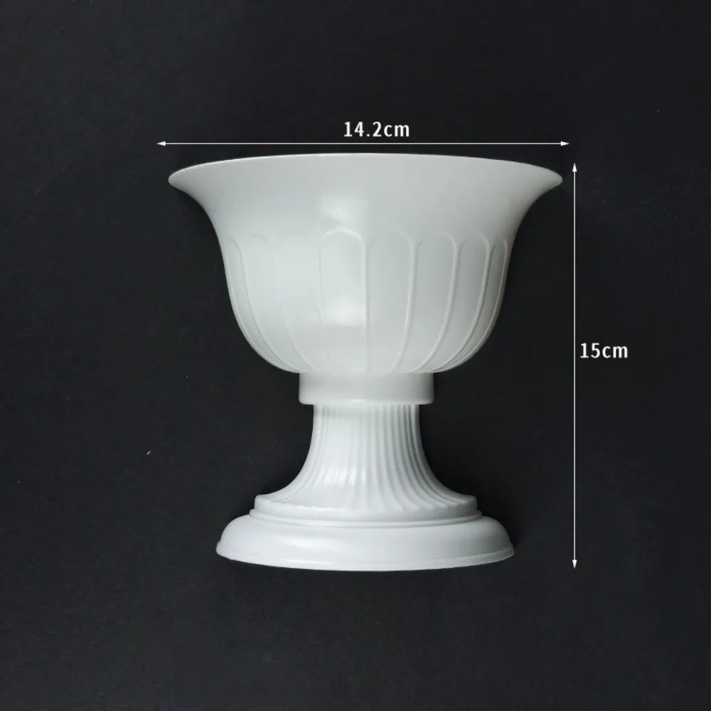 vase mural blanc classique rayures verticales opaque arrangement floral diy