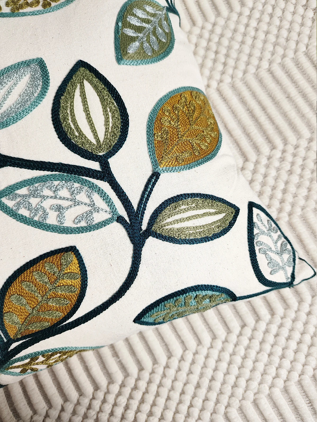 housse coussin brodé feuilles vertes dorées moderne salon décoration voiture 100 polyester durable