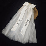 accessoires mariage voile tulle satin blanc bohème chapeau paille lunettes volants