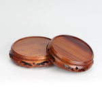 support bois marron sculpté artisanal traditionnel objets ronds décoration intérieure classique luxueuse