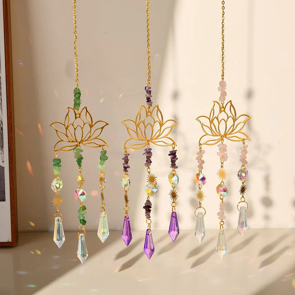 suspension décorative boho chic fleur lotus or vert cristaux transparents naturel chambre salonextérieur