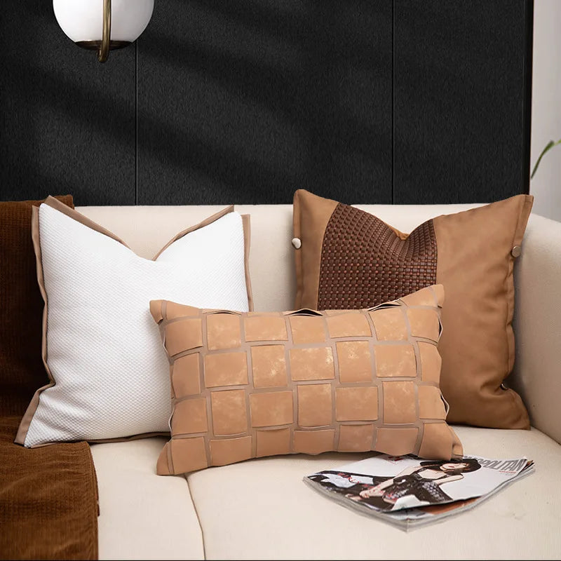 housse coussin carré géométrique tissu daim beige marron décoration salon contemporain simple haute qualité