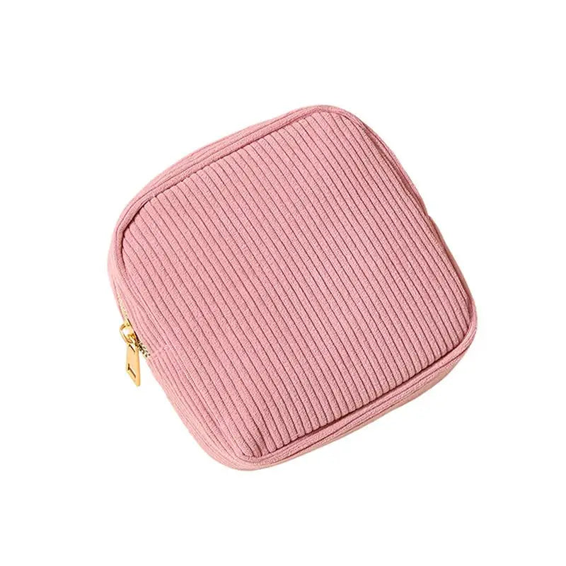 sac rangement serviettes hygiéniques réutilisable broderie fleurs animaux quadrillée fermeture glissière beige clair
